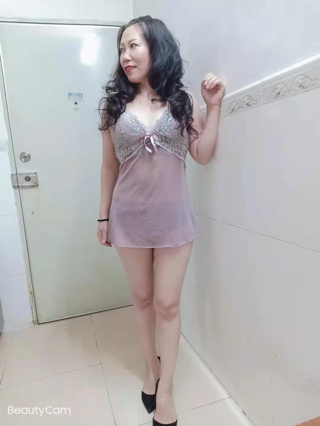 布吉熟女，喜欢熟女的可以看看